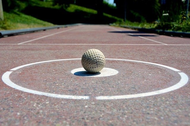 Connect with core - golf ball in circle